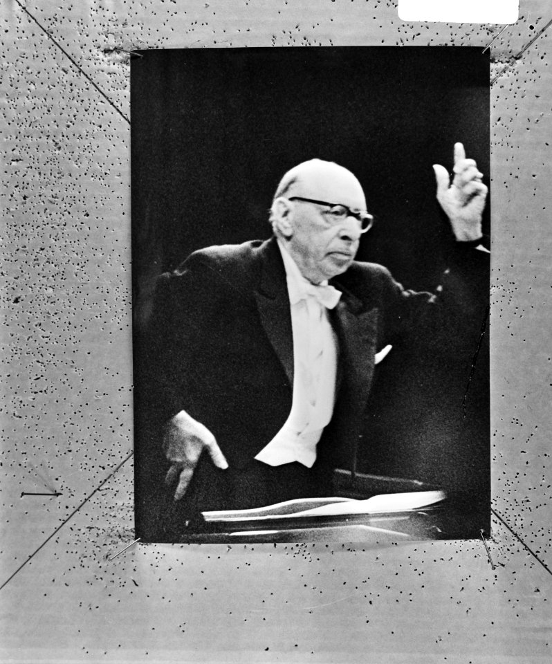Stravinski tijdens een concert in Warschau op 29 mei 1965, Bestanddeelnr 924-4337