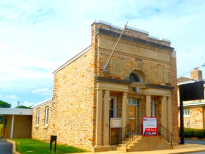 Straustown PA Bank