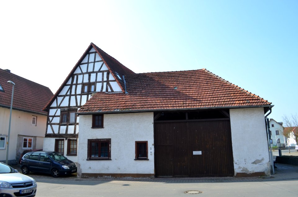Strinz-Trinitatis, Hohenweg 2