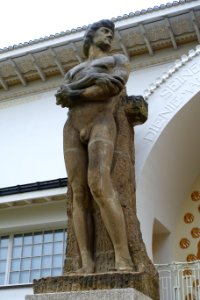Strength - Strength and Beauty by Ludwig Habich - Ernst-Ludwig-Haus (Museum Künstlerkolonie) - Mathildenhöhe - Darmstadt, Germany - DSC01360