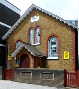 Strict Baptist Chapel, Station Road, Redhill (NHLE Code 1391762) (June 2013) (2)