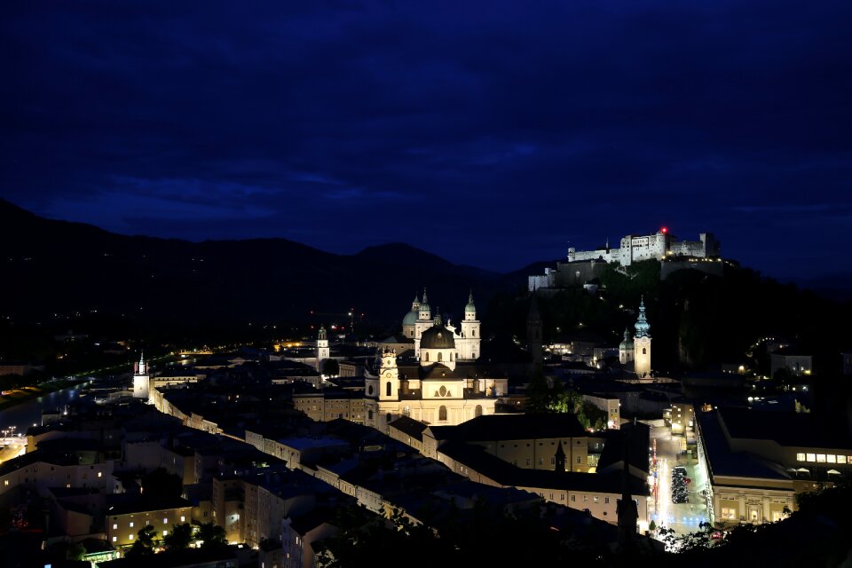 Night view austria short business from