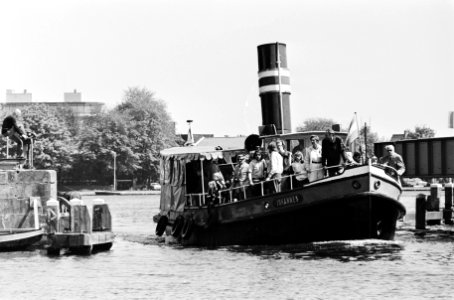 Stoomboot de Johannes in het kader Vervoers Spektakel Amstelland, Bestanddeelnr 930-8278