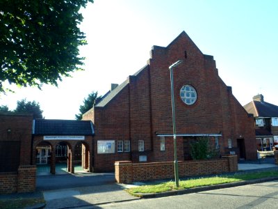 Stoneleigh Methodist Church, Stoneleigh Crescent, Stoneleigh (August 2013) (8)