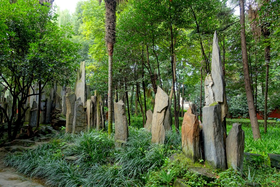 Stones - Wenshu Monastery - Chengdu, China - DSC05166