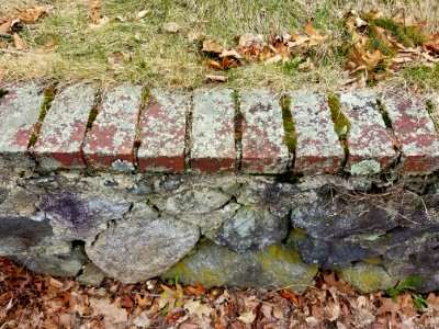 Stone wall - Arlington, MA - 20200401 112037