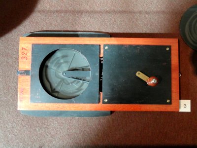 Stroboscope image disk - Cabinet of Physics (Arppeanum) - - DSC05142