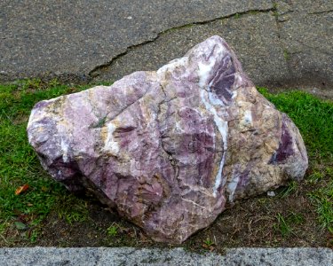 Stone - Arlington, MA - DSC01000