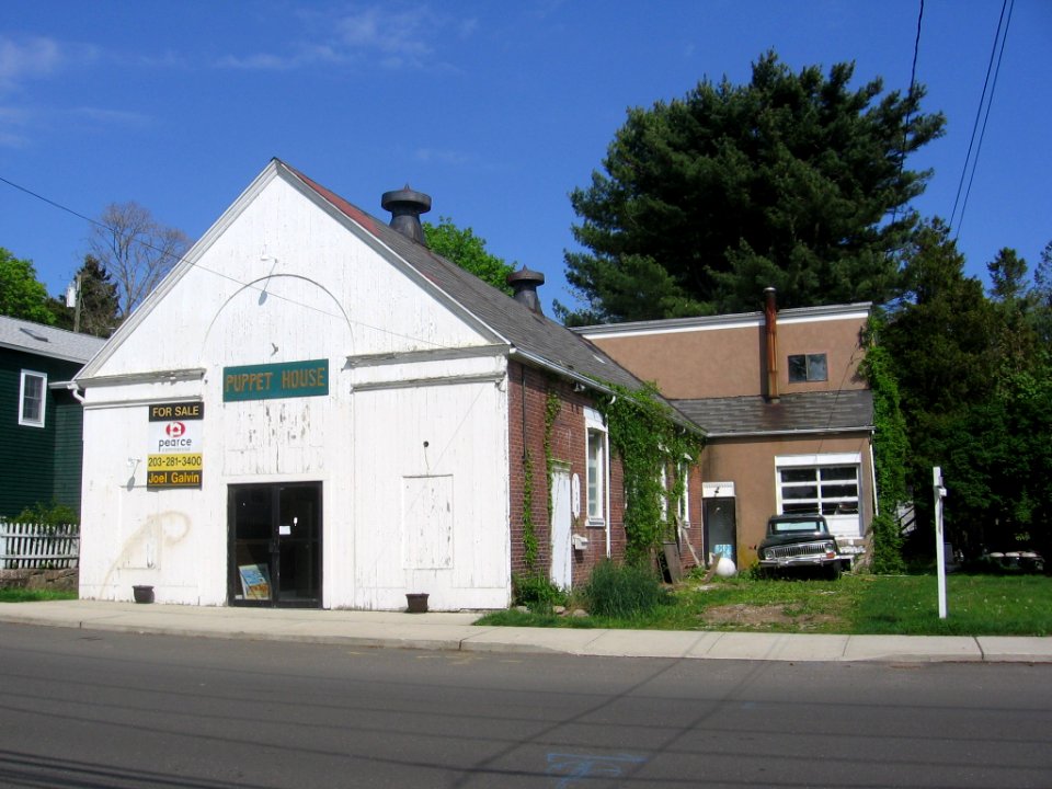 Stony Creek Puppet House former home 187