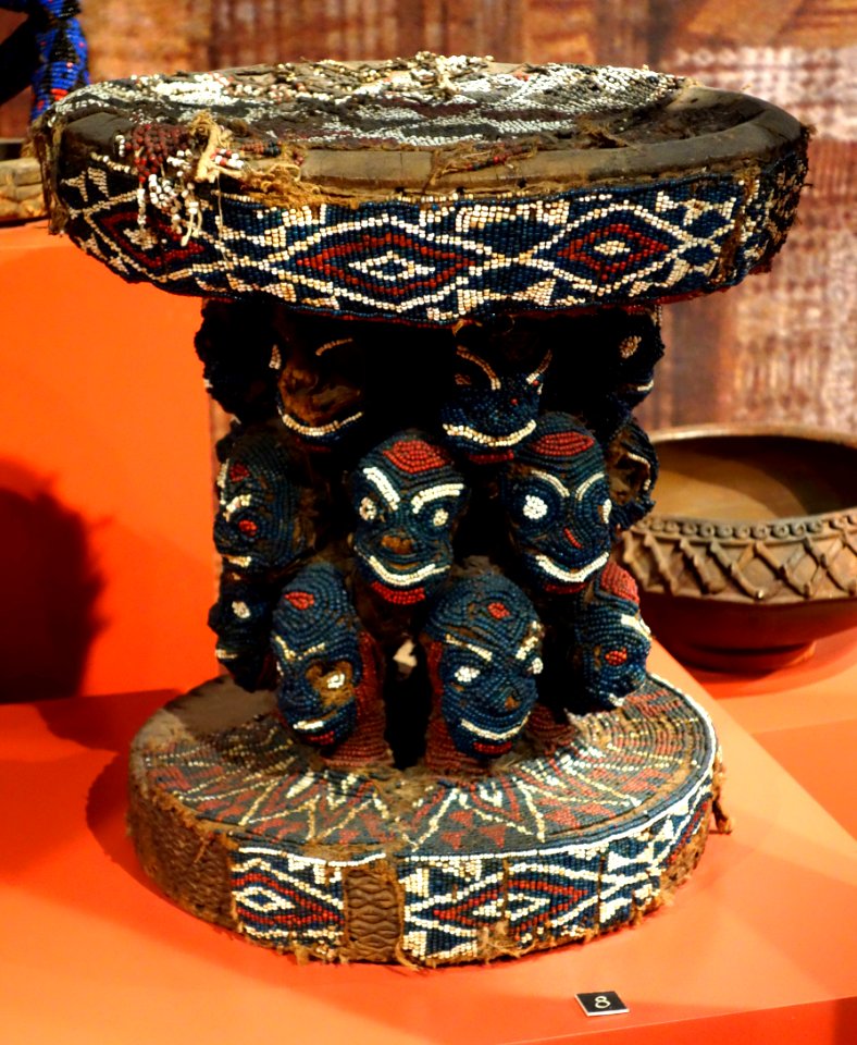 Stool, Bamileke - Glenbow Museum - DSC00489