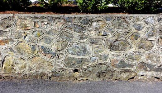 Stone wall - Arlington, MA - DSC00072