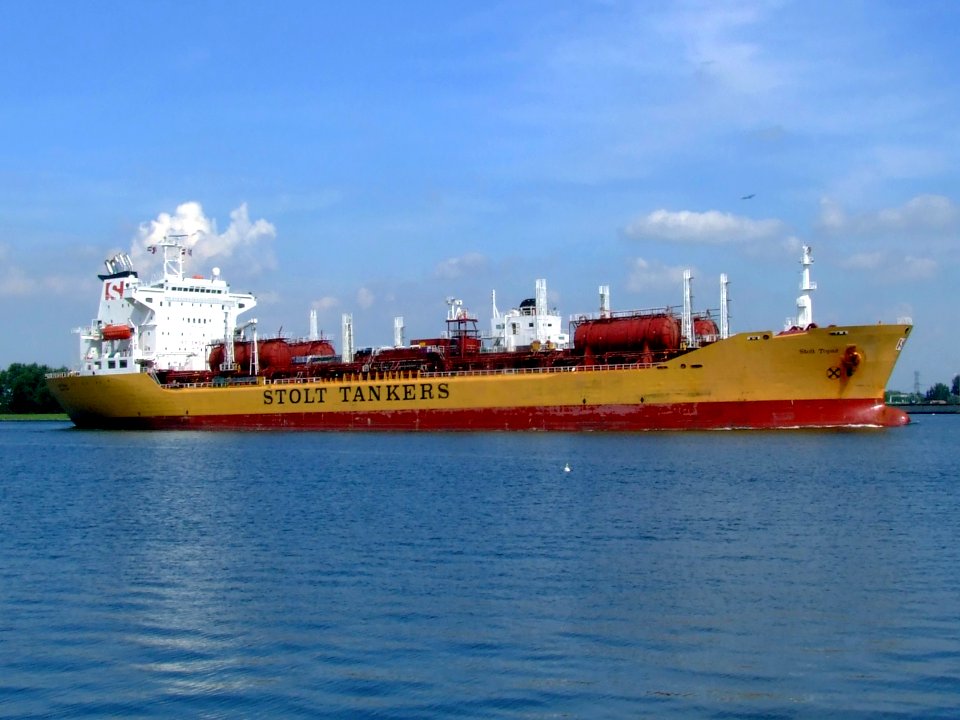 Stolt Topaz p6 at Northsea channel, Holland