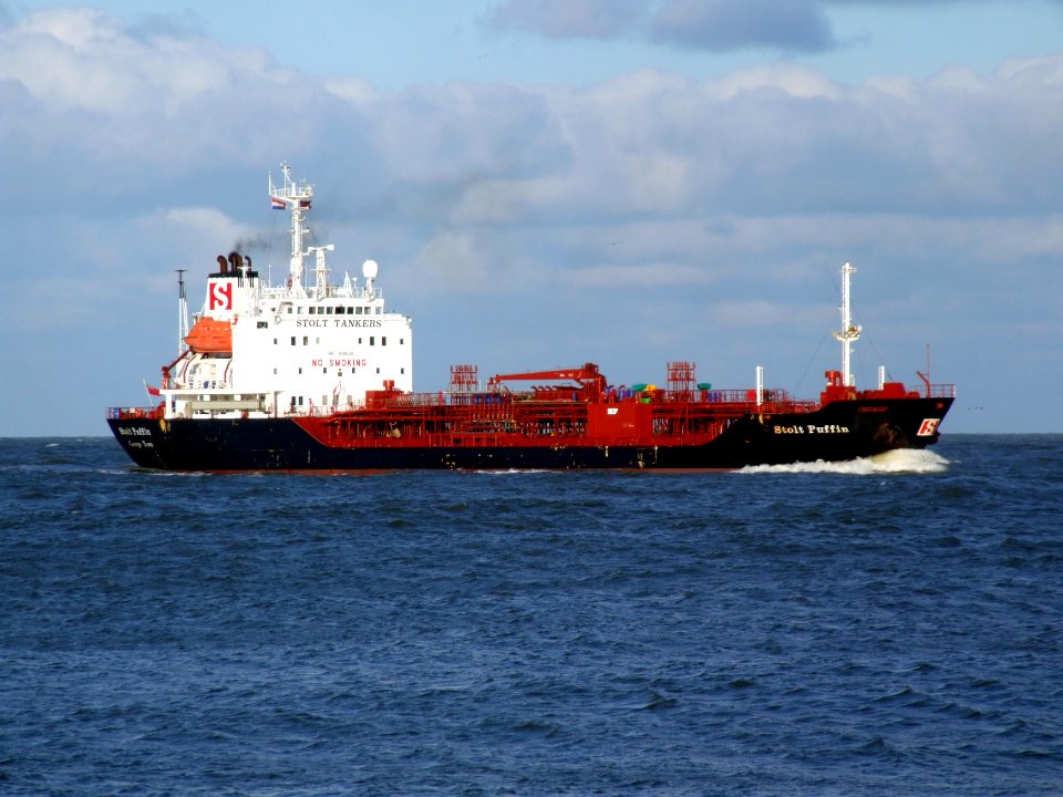 Stolt Puffin approaching Port of Rotterdam, Holland 10-Dec-2006