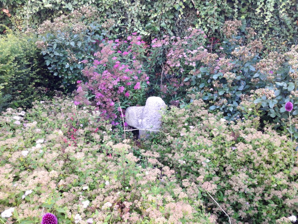 Stone cross Vierzehnheiligen Jena 3