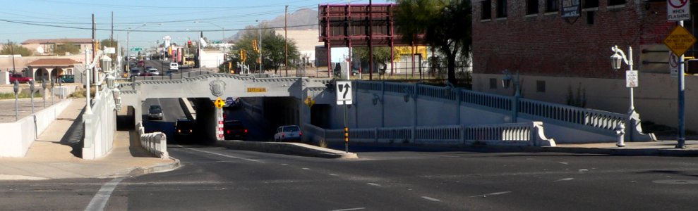 Stone Avenue underpass (Tucson) from S 3