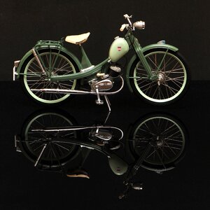 Old moped moped old
