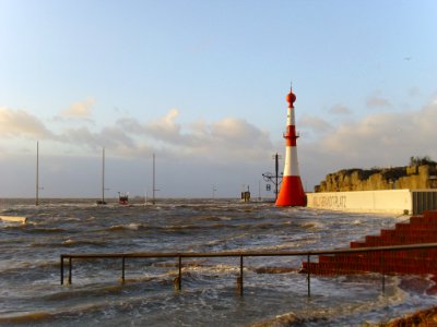 Storm tide Bremerhaven 2013-12-06 (1)