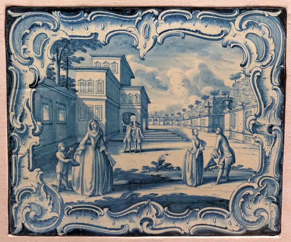 Stove tile with park scene, Hamburg, 1750-1775, faience, underglaze blue - Germanisches Nationalmuseum - Nuremberg, Germany - DSC02601