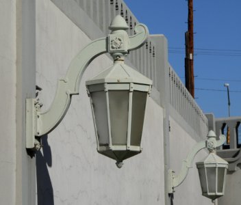Stone Avenue underpass (Tucson) lamp