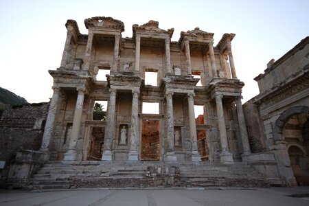 Ephesus ephesos library