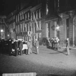 Stoffelijk overschot van prinses Wilhelmina overgebracht, Bestanddeelnr 914-5742