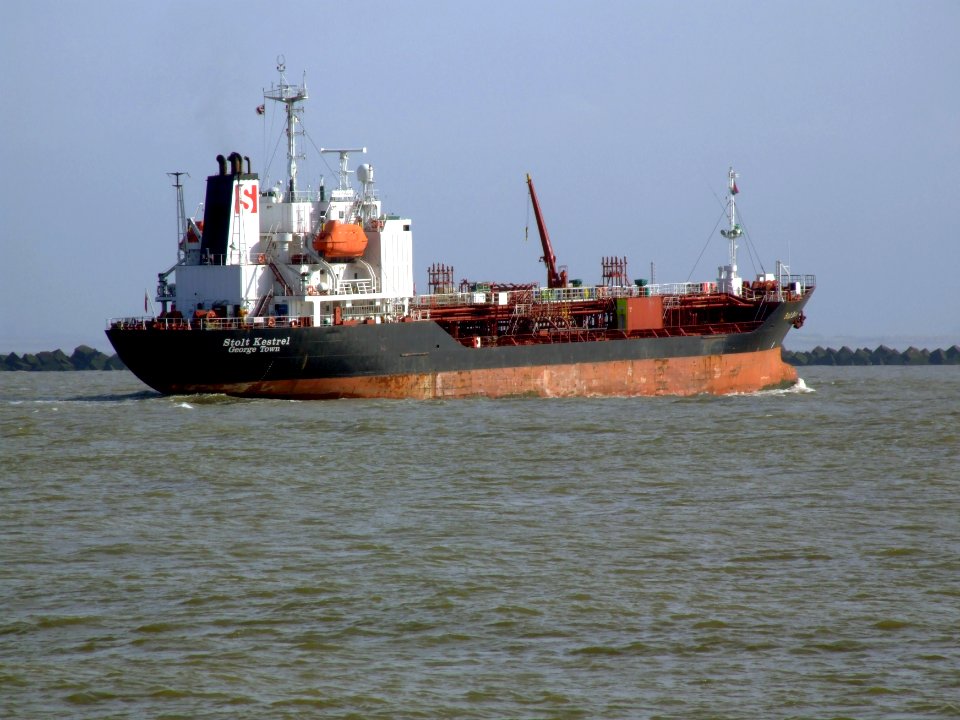 Stolt Kestrel p7 approaching Port of Rotterdam, Holland 08-Mar-2007