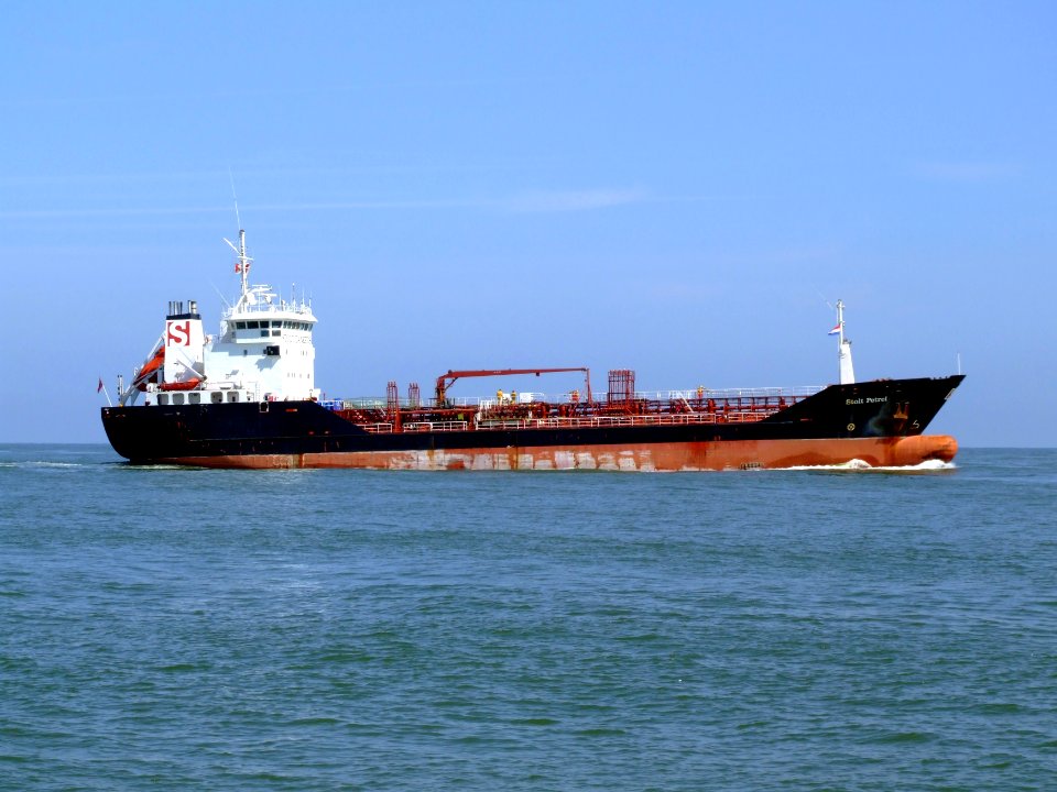 Stolt Petrel p4 approaching Port of Rotterdam, Holland 19-Jul-2007