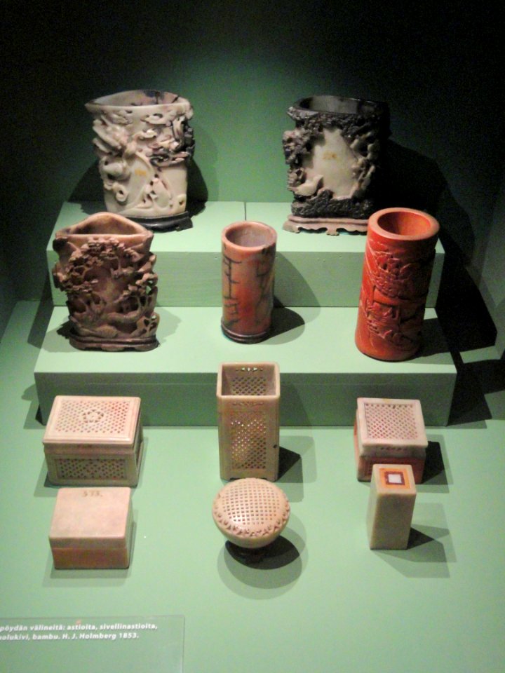Stone carvings - Chinese collection - Museum of Cultures (Helsinki) - DSC04832