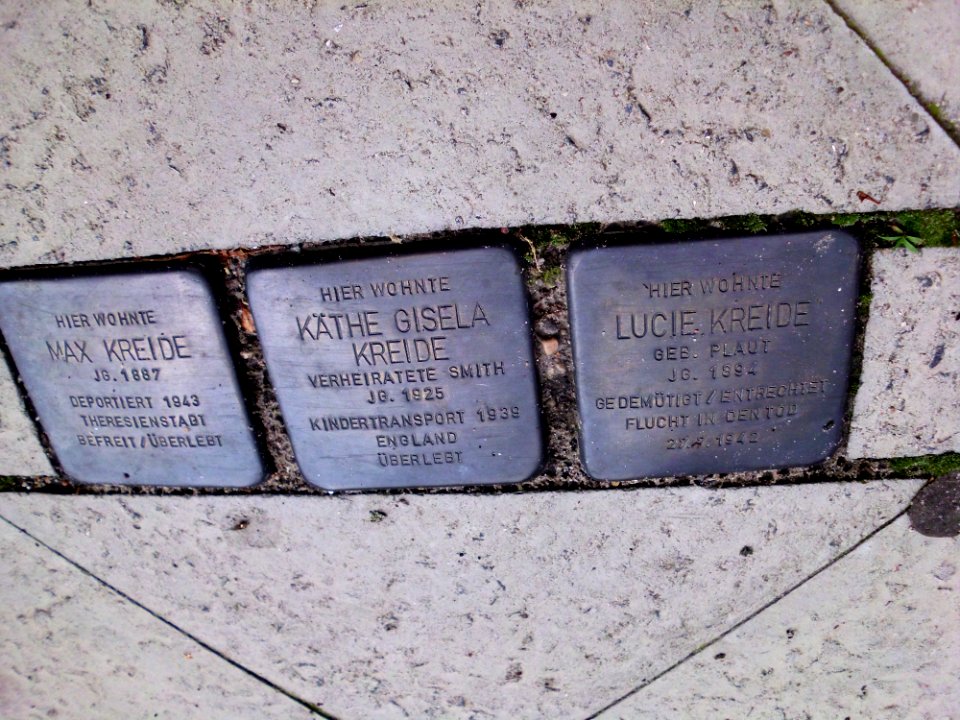 Stolpersteine Perleberger Straße 9