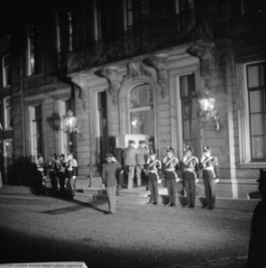 Stoffelijk overschot van prinses Wilhelmina overgebracht, Bestanddeelnr 914-5749