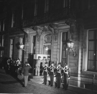 Stoffelijk overschot van prinses Wilhelmina overgebracht, Bestanddeelnr 914-5740