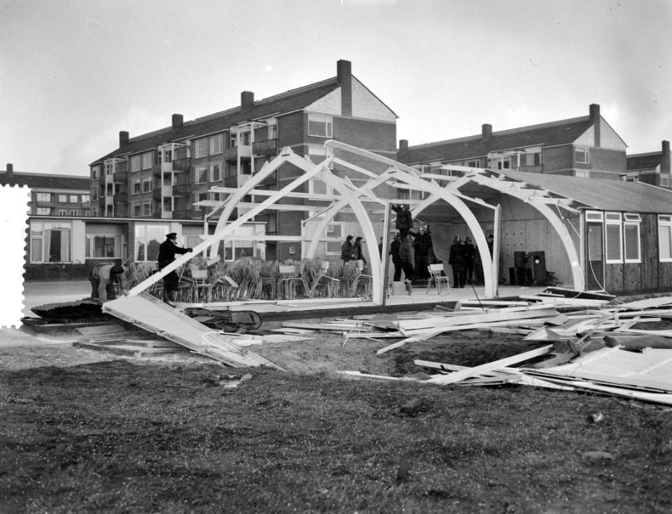 Storm in Amsterdam, noodkerkje verwoest, Bestanddeelnr 910-9587