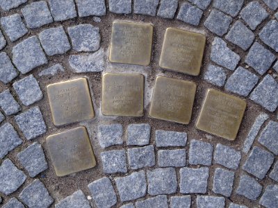 Stolpersteine Arnstadt Unterm Markt 8 (2)