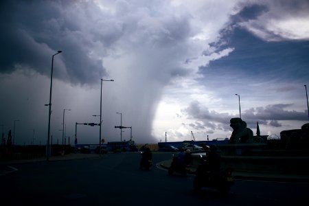 Storm front moving in over Colombo 02