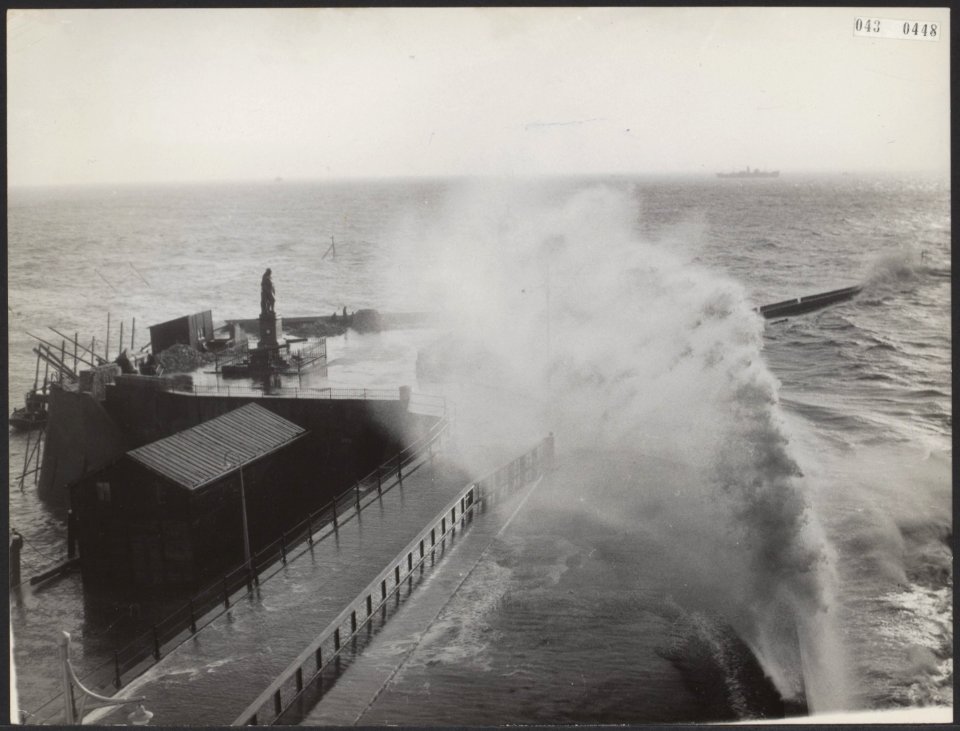 Storm aan de nederlandse kust, Bestanddeelnr 043-0448
