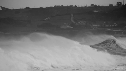 Storm In Xixón (154251859)