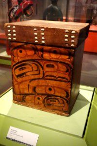 Storage Box, Tlingit, 1880s, cedar, nails, operculum shells - Glenbow Museum - DSC00872