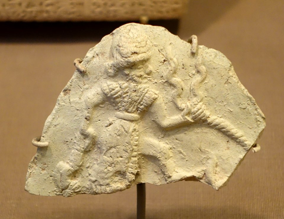 Storm god, Ishchali, Isin-Larsa to Old Babylonian, 2000-1600 BC, baked clay - Oriental Institute Museum, University of Chicago - DSC07418