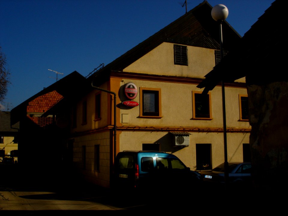 Strahinj 13