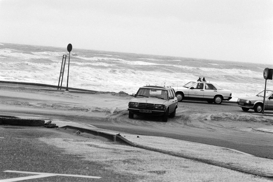 Storm, boulevard Scheveningen onder het zand, Bestanddeelnr 934-1876