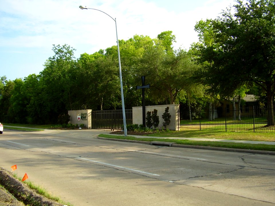 StrakeJesuitEntrance0