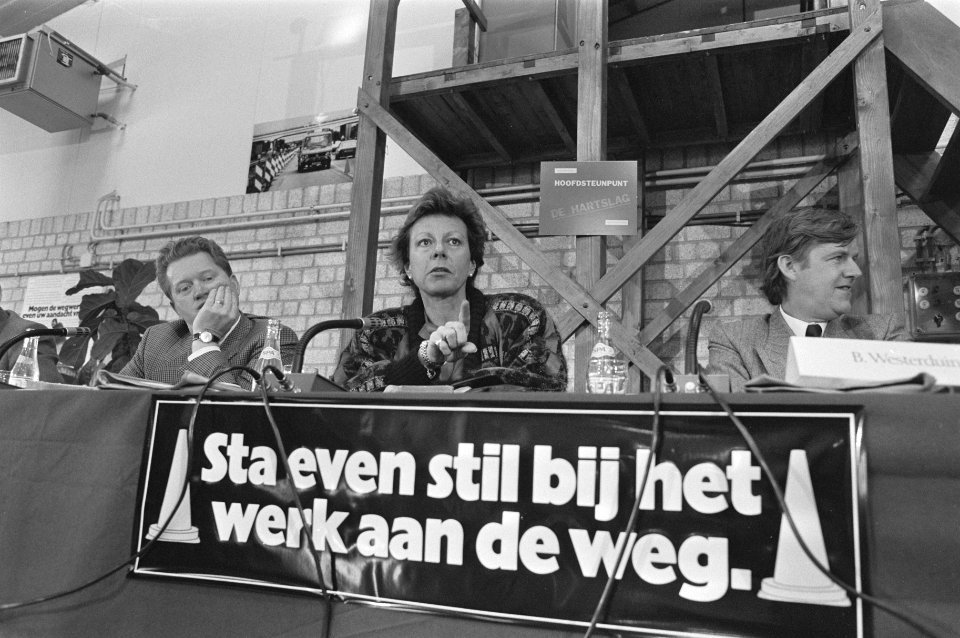 Straatmeubilair, wegwerkzaamheden, ministers, verkeer, Bestanddeelnr 933-6268