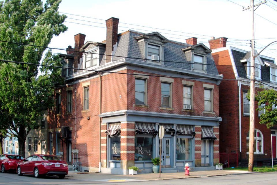 Storefront, Sidney Street at 19th, South Side, 2021-07-15