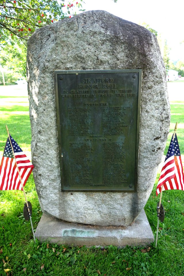 Strafford Honor Roll (World War I & II) - Strafford, VT - DSC04058
