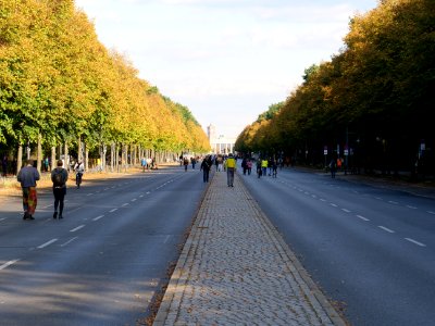 Straße des 17. Juni during Extinction Rebellion blockade of Großer Stern 07