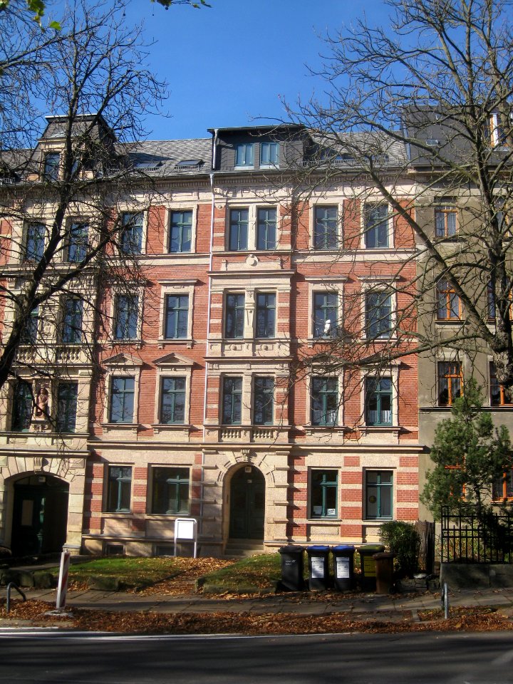 Straße der Nationen 107