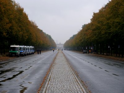 Straße des 17. Juni during Extinction Rebellion blockade of Großer Stern 14