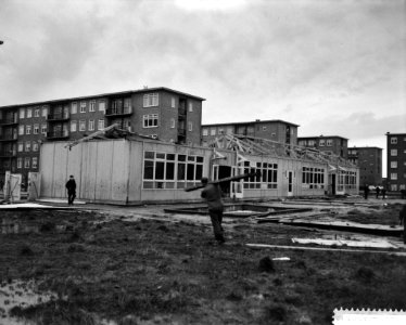 Stormschade in Amsterdam, vernielde noodschool, Bestanddeelnr 911-8411