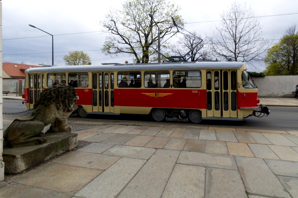 Straßenbahn 222 998-7 - vor Krankenhaus Friedrichstadt (9)