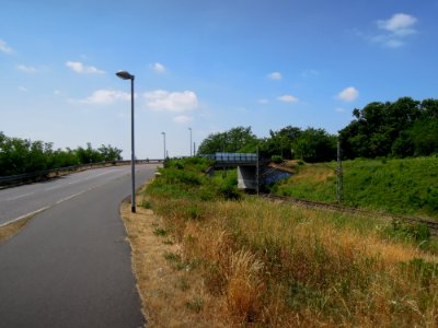 Straßenüberführung (bzw. Brücke) Hüfnerstraße in Lutherstadt Wittenberg im Juni 2018a
